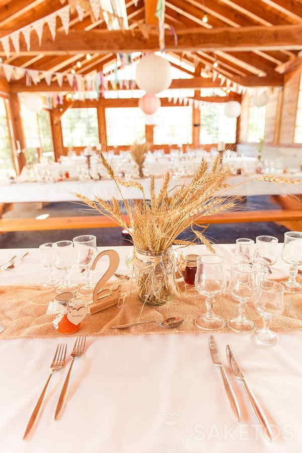 matrimonio rustico - decorazione del tavolo di nozze per un matrimonio rustico