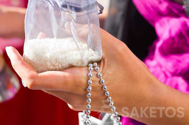 Eleganti sacchetti di riso per matrimoni