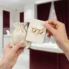 Sacchetti in lino per gioielli e orecchini.