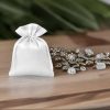Sacchetti in raso 6 x 8 cm - bianco Festa della Donna