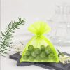 Sacchetti di organza 6 x 8 cm - neon verde Sacchetti verdi