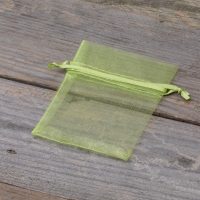 Sacchetti di organza 7 x 9 cm - verde Pasqua