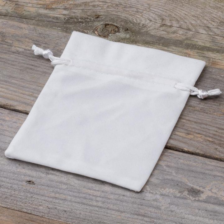 Sacchetti di velluto 10 x 13 cm - bianco Sacchetti bianchi