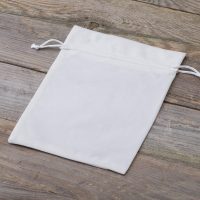 Sacchetti di velluto 15 x 20 cm - bianco Battesimo