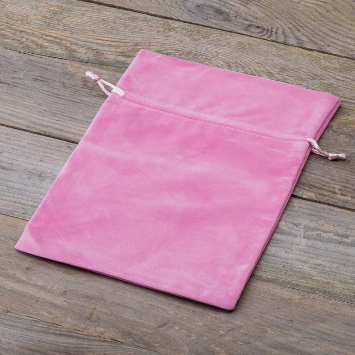 Sacchetti di velluto 18 x 24 cm - rosa chiaro Sacchetti di velluto