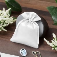 Sacchetti in raso 10 x 13 cm - bianco Sacchetti piccoli