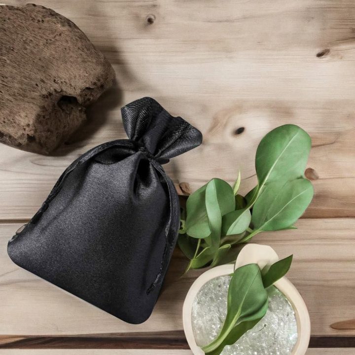 Sacchetti in raso 10 x 13 cm - nero Regali per gli invitati