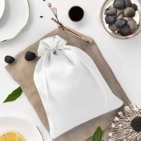Sacchetti in raso 26 x 35 cm - bianco Saco grandi