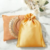 Sacchetti in raso 26 x 35 cm - oro Battesimo