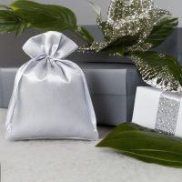 Sacchetti in raso 8 x 10 cm - argento Battesimo