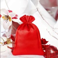 Sacco in raso 22 x 30 cm - rosso San Valentino