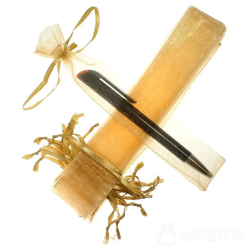 Sacchetto per penna realizzato in organza dorata.