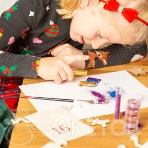 Decorazioni in legno da personalizzare.