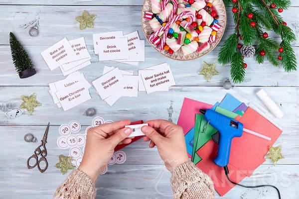 calendario dell'avvento cosa c'è dentro? Vi suggeriamo dei compiti! Ispirazione per l'Avvento