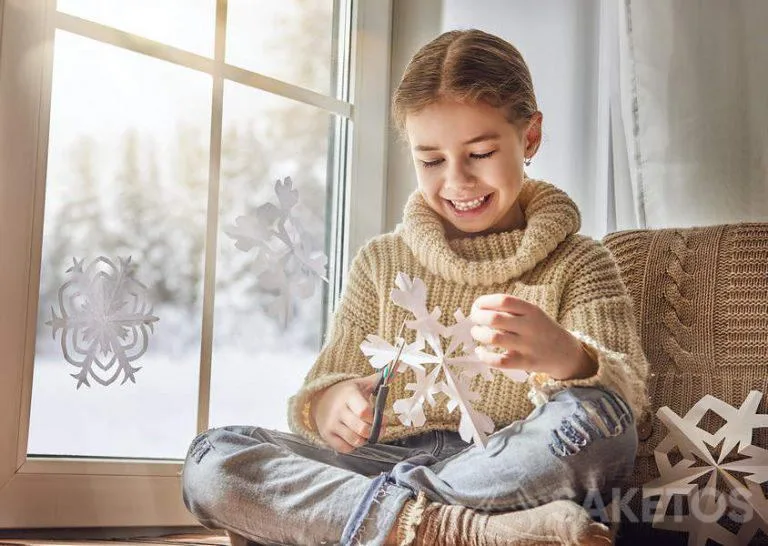 Come ritagliare un fiocco di neve dalla carta - modello