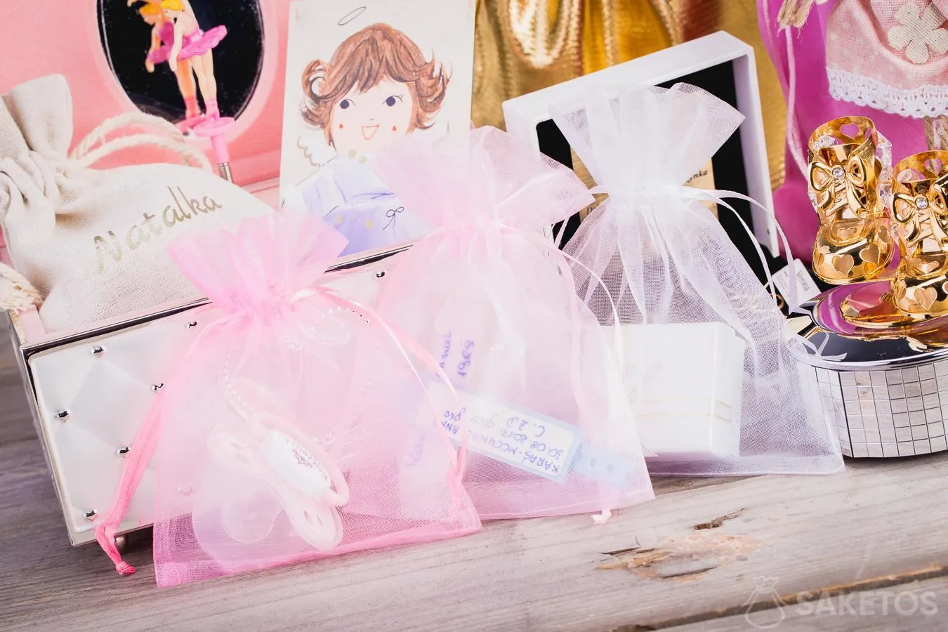 Un sacchetto in organza è ideale per conservare i piccoli oggetti dei bambini