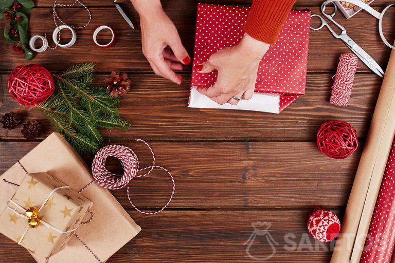 Come incartare un regalo in carta