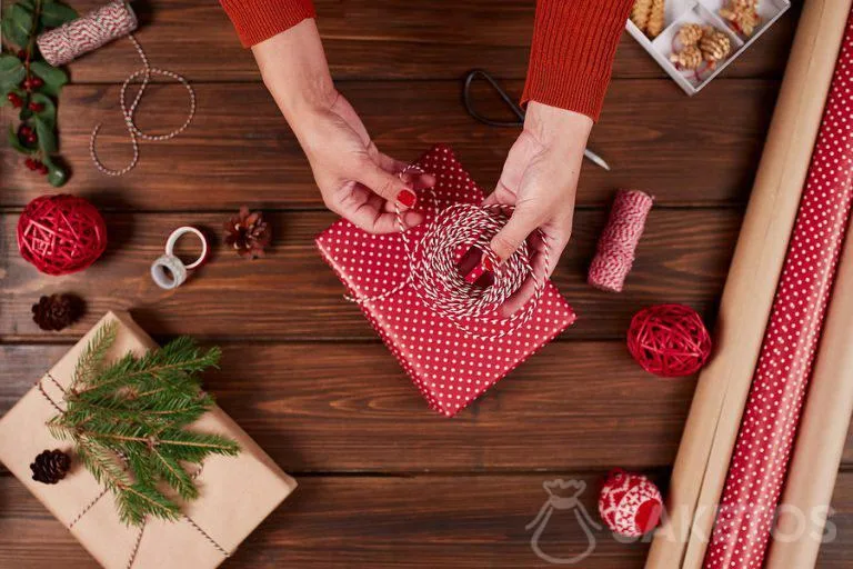 Come incartare un regalo di Natale