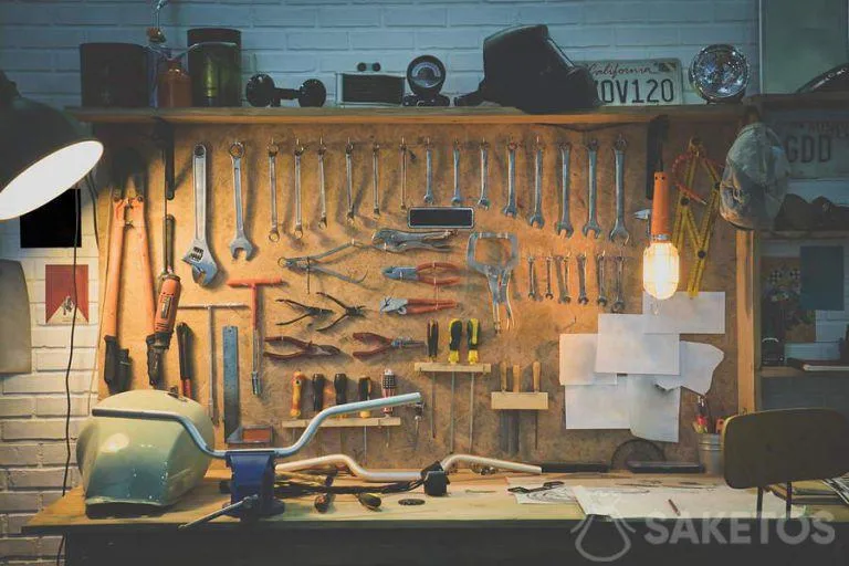 Soluzioni intelligenti per un'officina in garage