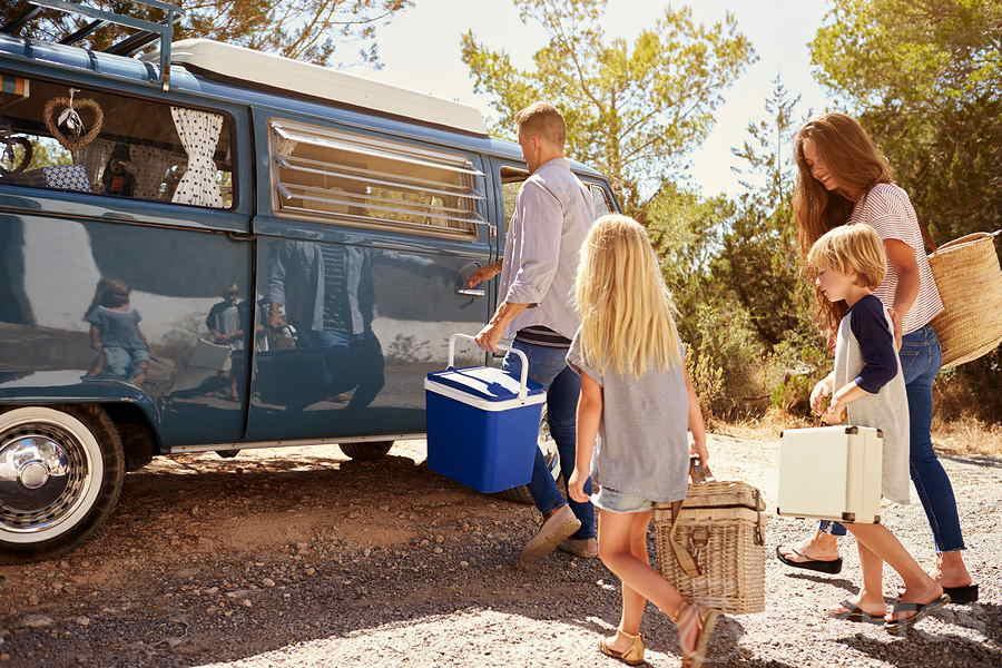 Conservare oggetti in un camper: borse, valigie, organizer da campeggio
