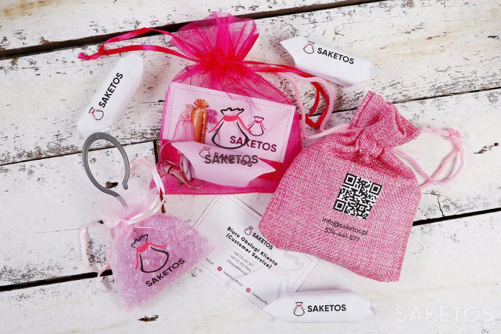 Sacchetti in tessuto con logo aziendale